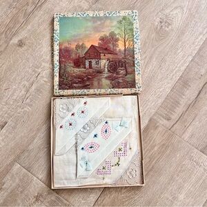 Set‎ Of 2 Vintage Handmade Floral Embroidered Handkerchief in Original Box New